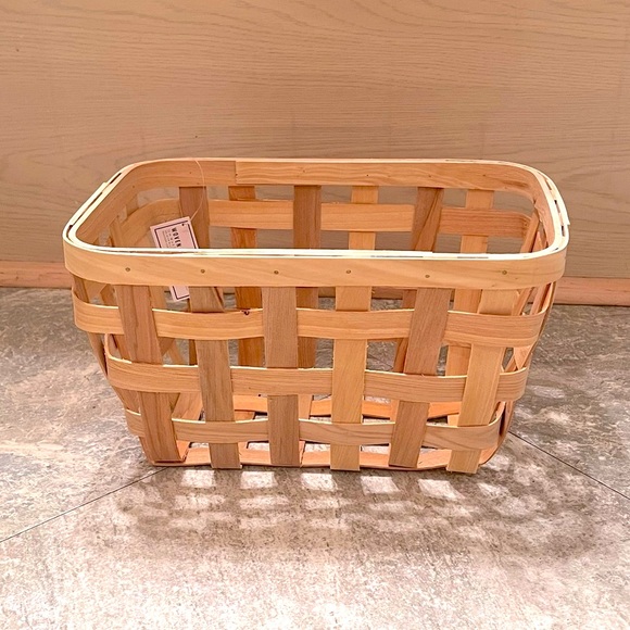 🆕 Target Handcrafted Farmhouse Woven Decorative Storage Basket Bin - Picture 2 of 14
